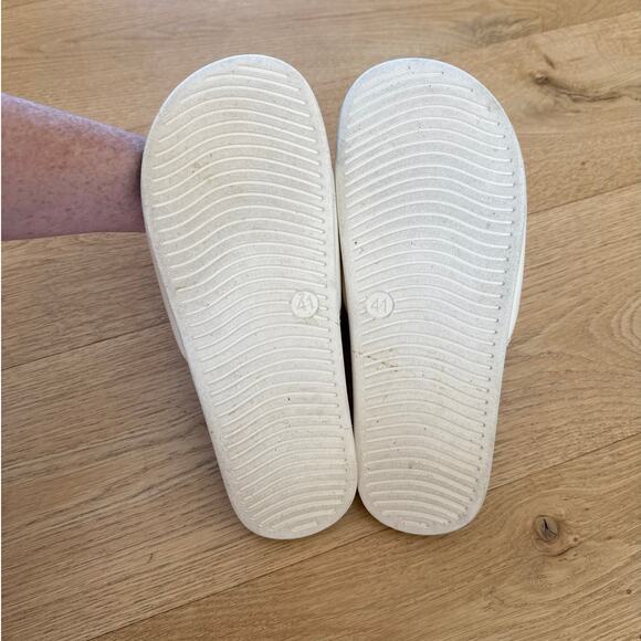 Fila - Slide Sandals in Cream & Green - Picture 2 of 4
